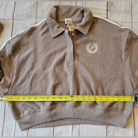 Victoria's Secret Pink •Size Large• Reverse Fleece Polo Cropped New w/ Tags 2023 - Picture 10 of 10